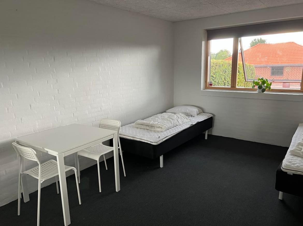 Ebbesens Bed And Bath - Two Double Rooms Herning Exterior foto